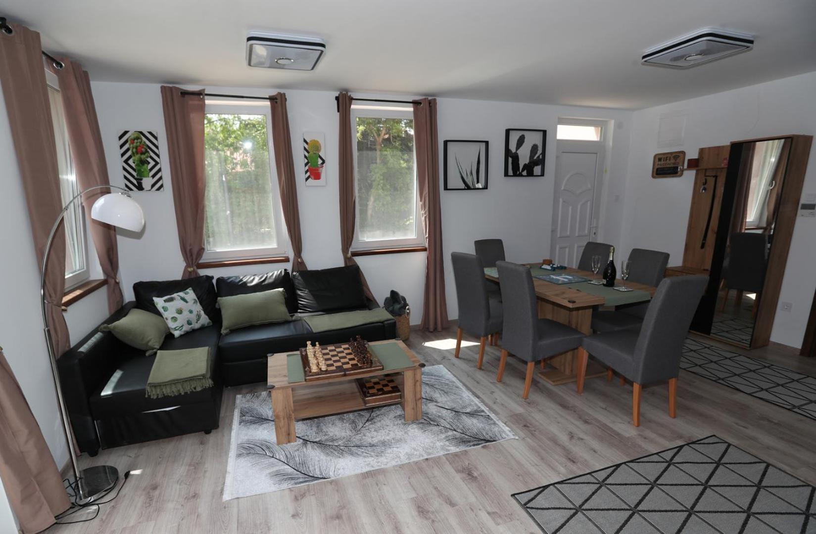 Four Flowers Apartman Siófok Buitenkant foto